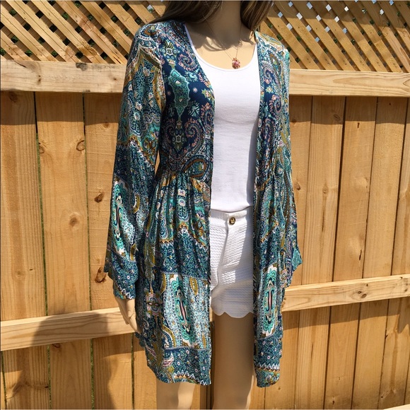 PRICED TO SELL. KIMONO - Picture 4 of 8